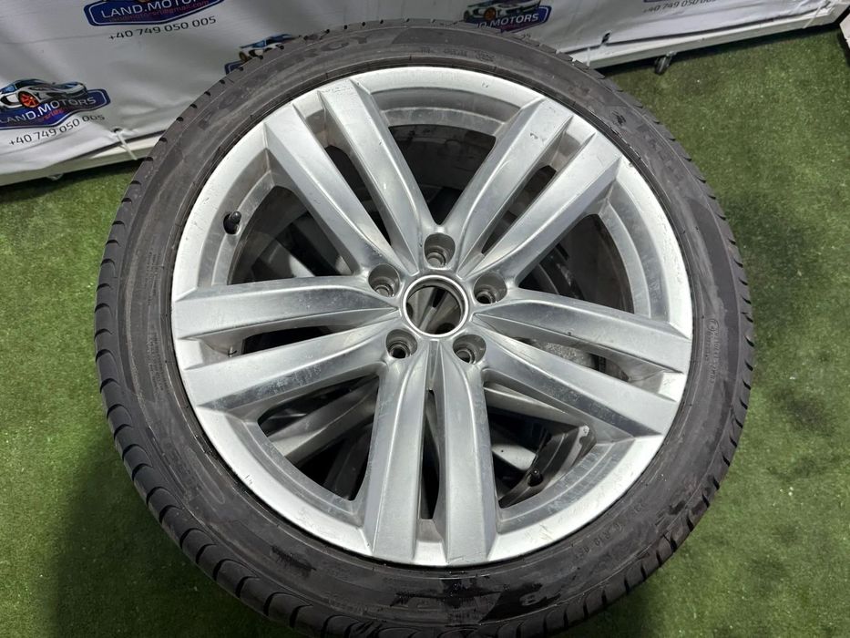 JANTE VOLKSWAGEN R18 / 5x112 / PASSAT B7 / 235/40 R18 95Y / 8JX18HZ ET44 / 3AA601025H+ CAUCIUCURI (X5)