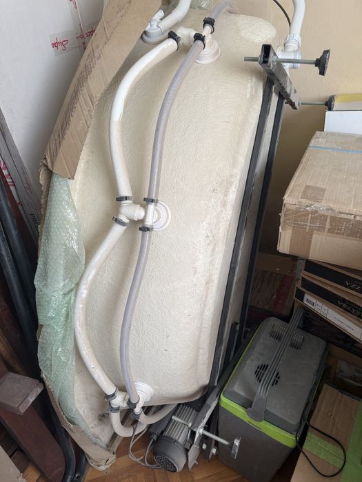 Vana pe colț tip jacuzi