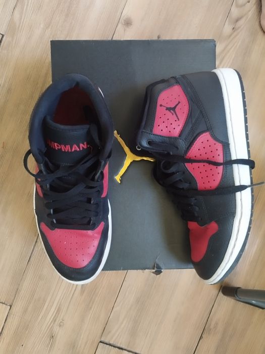 Air Jordan Access Black/Gym Red оригинал