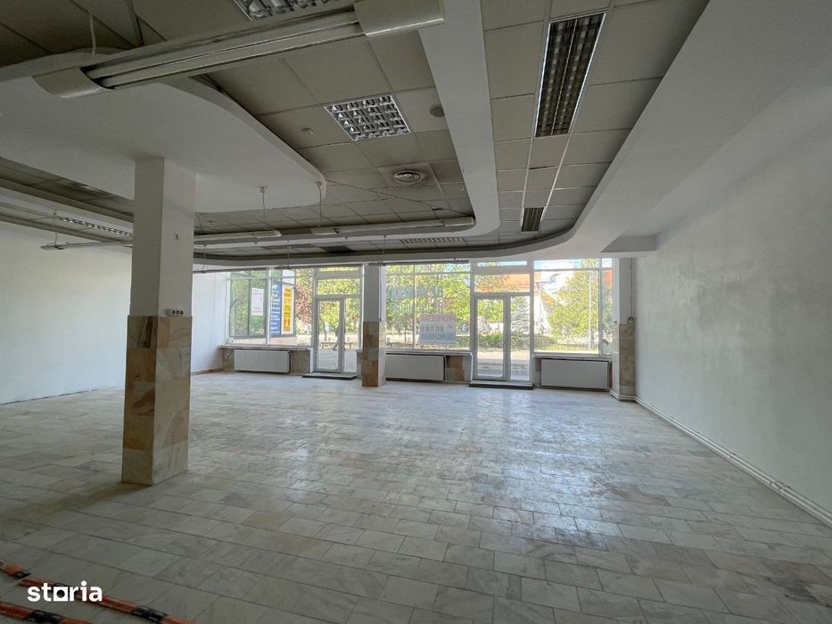 Vanzare Spatiu comercial P. Neamt - 200 mp, P-ta M. Kogalniceanu