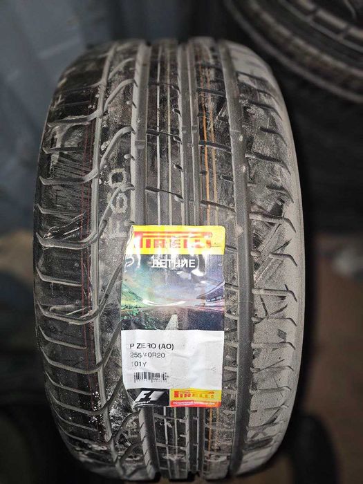 Авто шины   255/40R20   новые