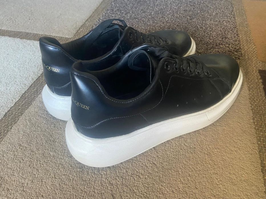 Продам Кеды классического стиля