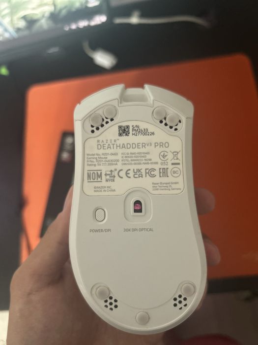Razer DeathAdder V3 Pro Белая