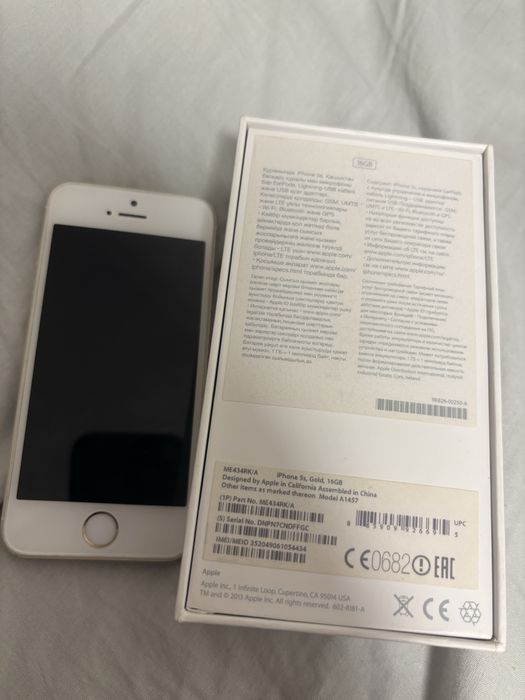 iPhone 5S 16GB отличное состояние