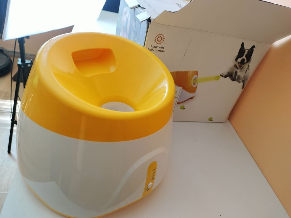 Играчка с топка автоматична стрелба за топки за кучета