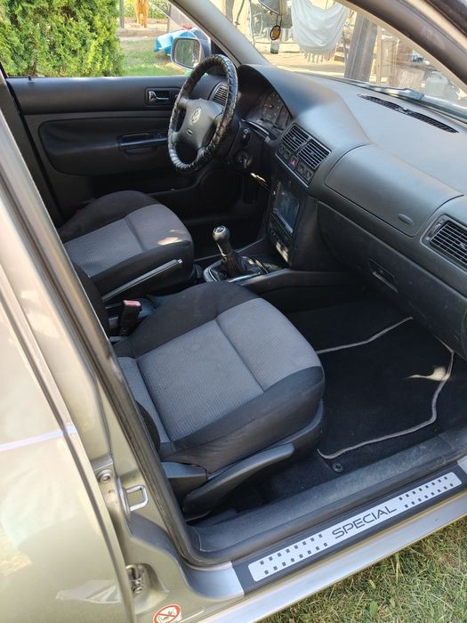 Golf 4 benzina acte la zi