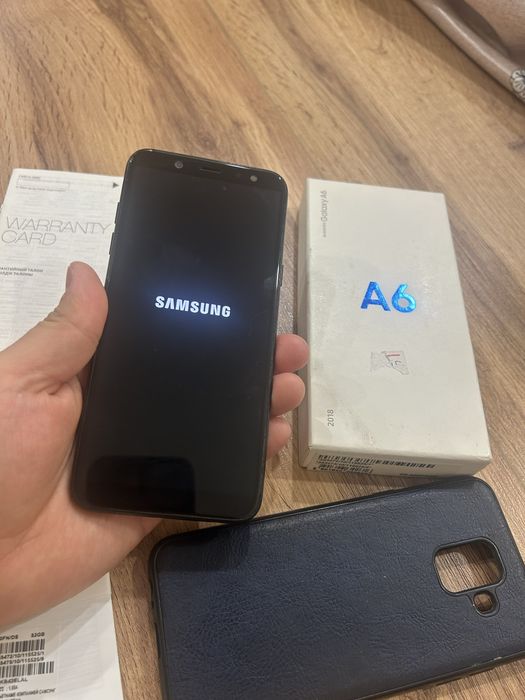 Продаётся Samsung Galaxy A6 (32 ГБ)