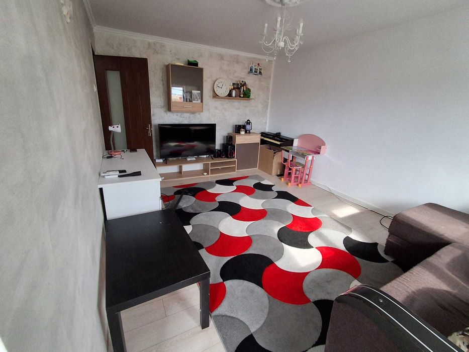 vanzare apartament 3 camere Biftea ,ilfov