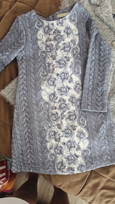 Нова разкошна плътна рокля с палтенце и чантичка