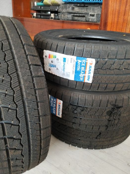 Продаются новые шины