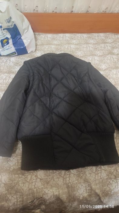 Зимно яке,черно с каракул