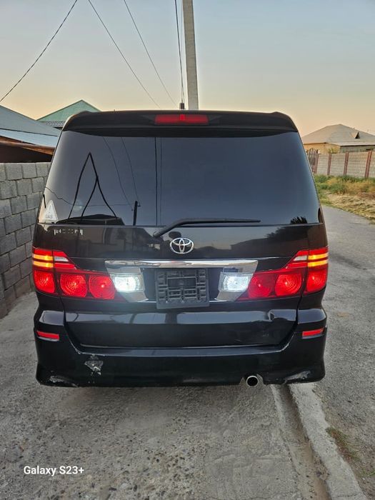 Toyota alphard 2006
