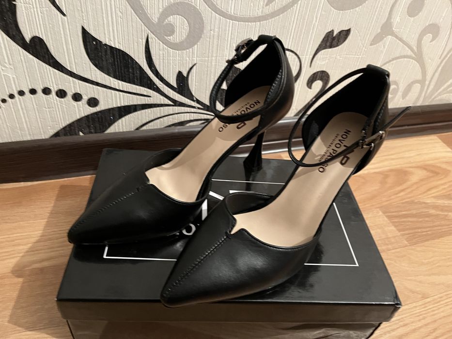 Продам красивые туфли