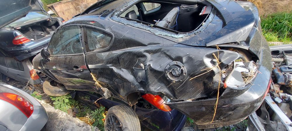 Hundai coupe 2.6 v6 170hp