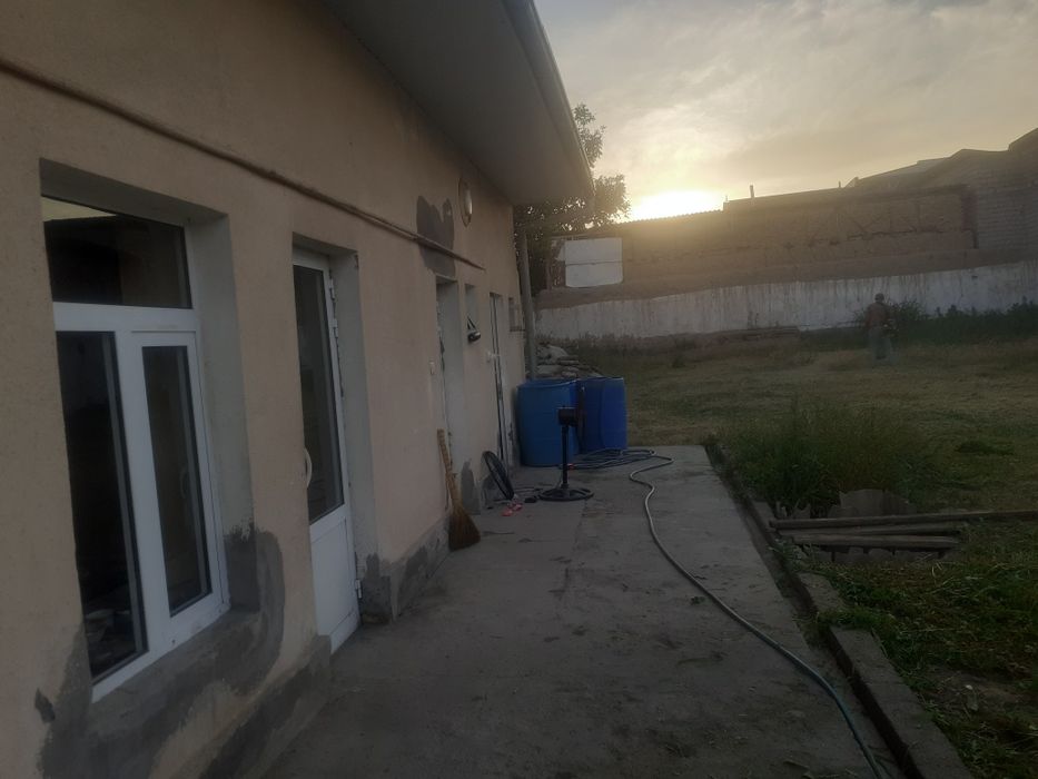 УЙ сотилади участка