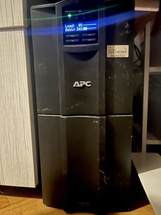 UPS APC Smart-UPS 3000