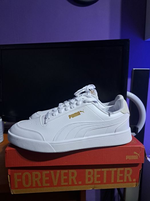 Маратонки Пума бяли