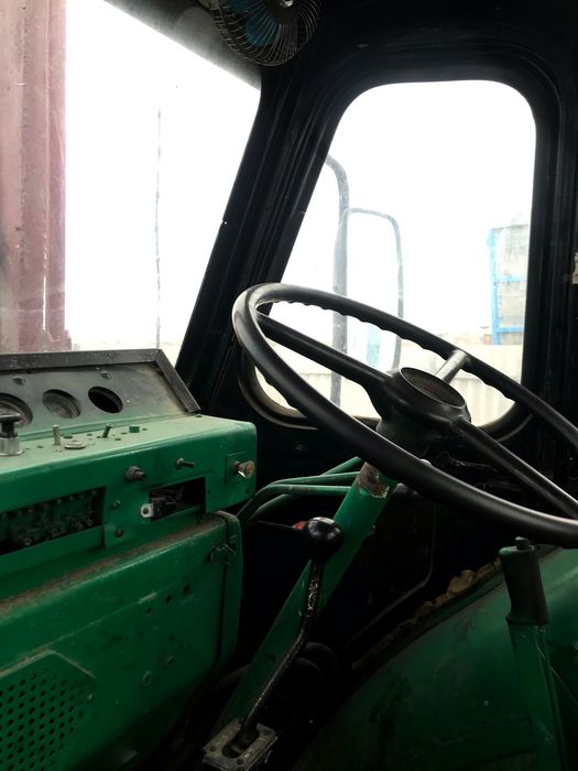 Продам трактор  .