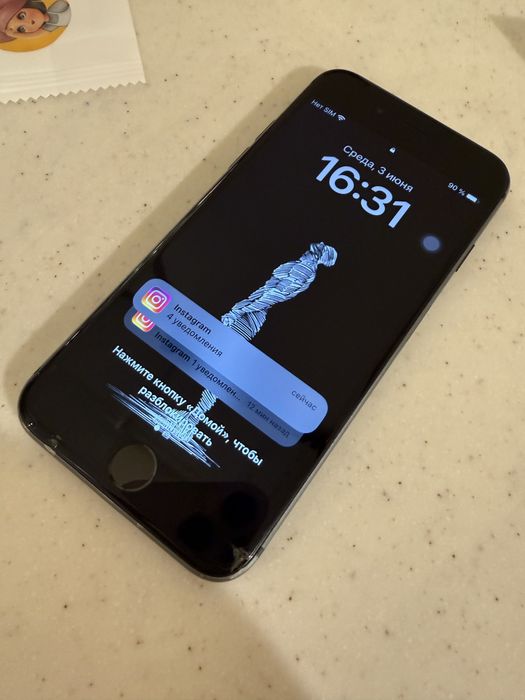 Iphone 8 64 gb sotiladi