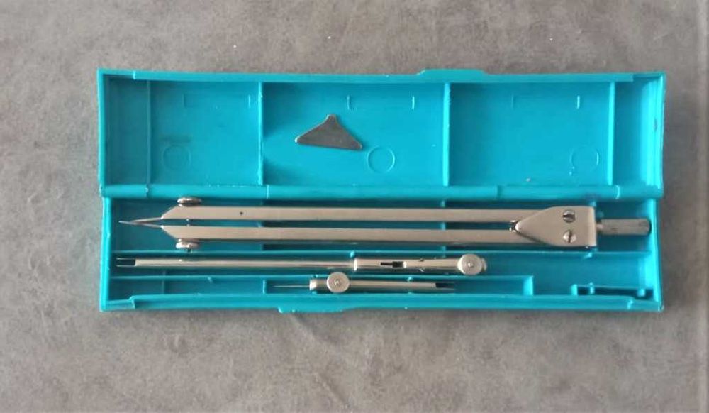 продам Готовальня СССР набор для черчения НЧ-7-11