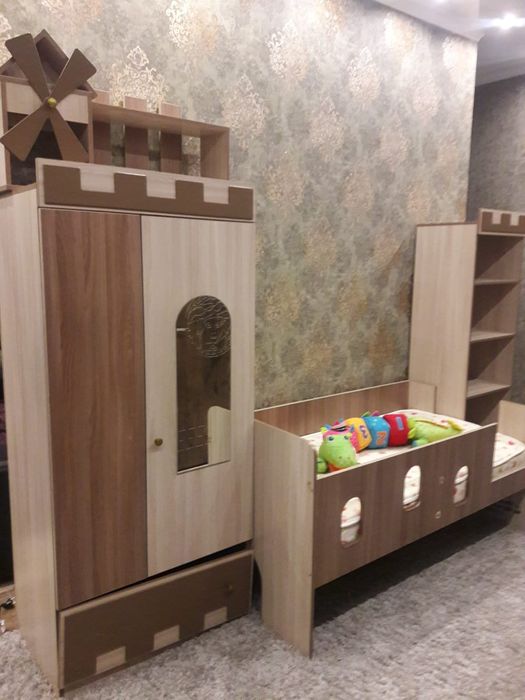 Продам детскую стенку