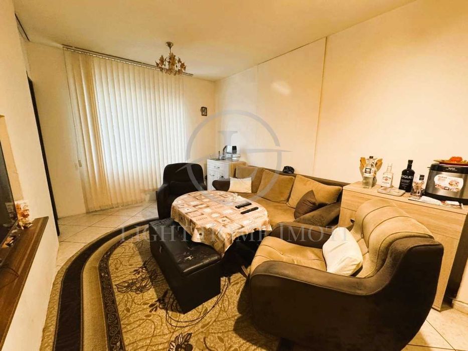 Продава се Тристаен апартамент в Пловдив, Каменица 1 - 102 кв.м за 1275 €/кв.м - Снимка #4