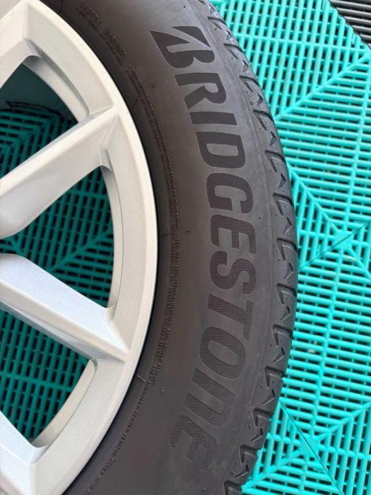 Jante cu anvelope vara 265 50 R19 Brigestone Alenza dot22 7mm Bmw G05 G06 X5 X6 style 734 stare impecabila