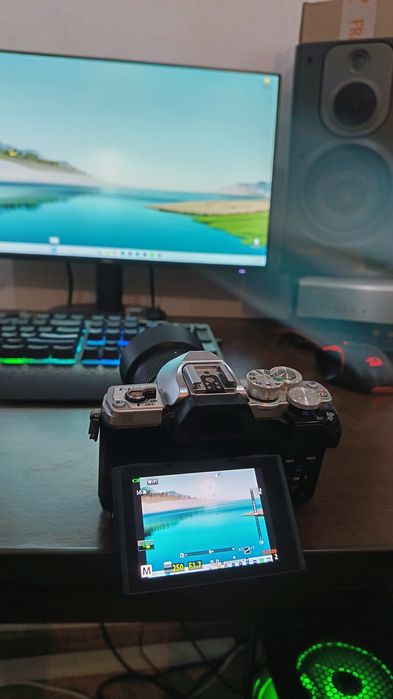Aparat foto mirrorless Olympus M10 mark 3 impecabil
