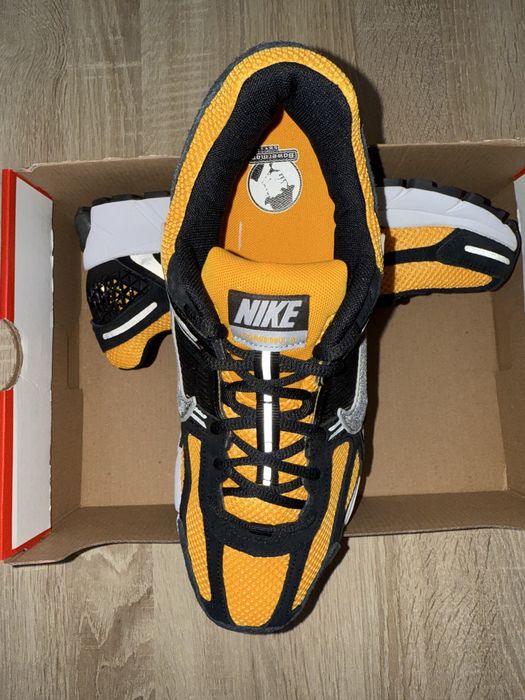 Обувки Nike Air Zoom Vomero 5 ”Sundial” - размер 42.5, 44.5, 45.5