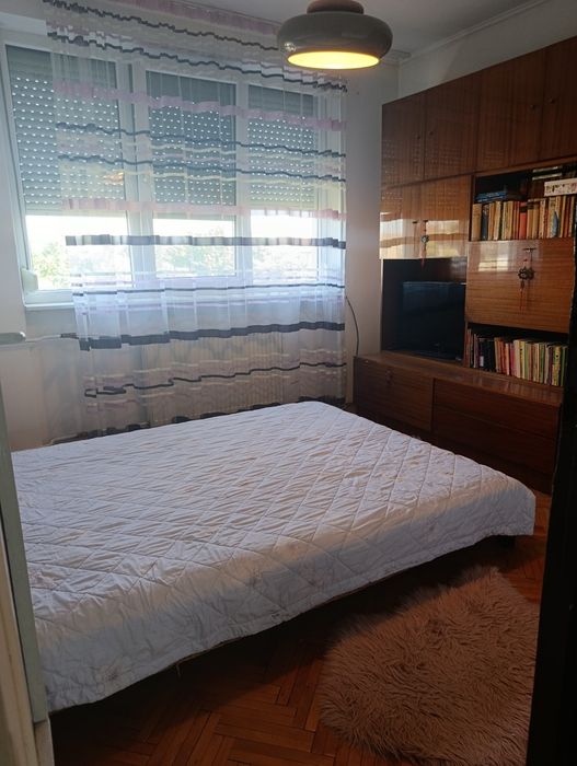 Ocazie-apartament cu 4 camere tip B, pe b-vd Dacia-Rogerius