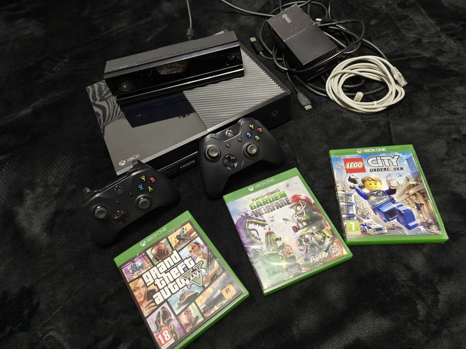 Consola XBOX ONE KINETIC + 2 controller+ 3 jocuri