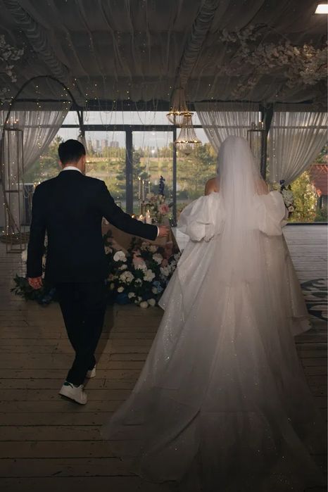 Свадебное платье