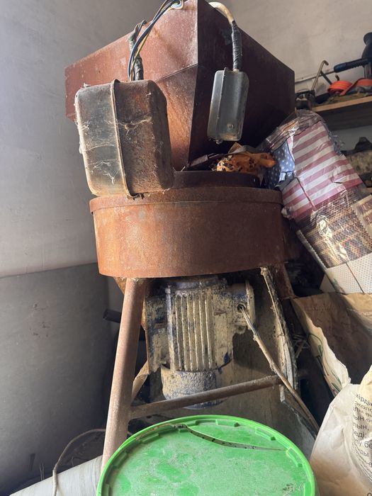 Зерновая дробилка