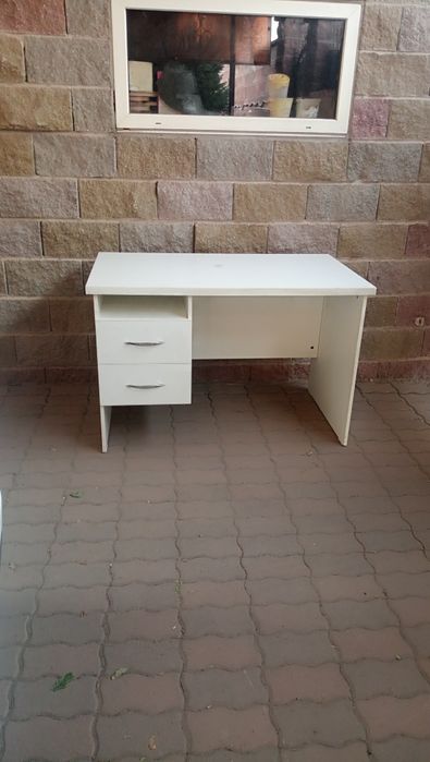 Стол письменный Б/у