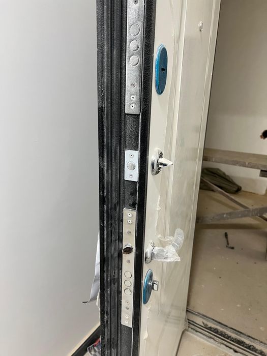 Продам дверь 96 см