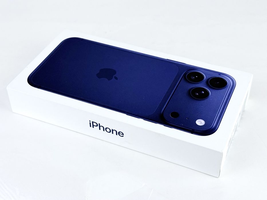 НОВ! Apple iPhone 17 Pro Max 256GB Deep Blue Гаранция!