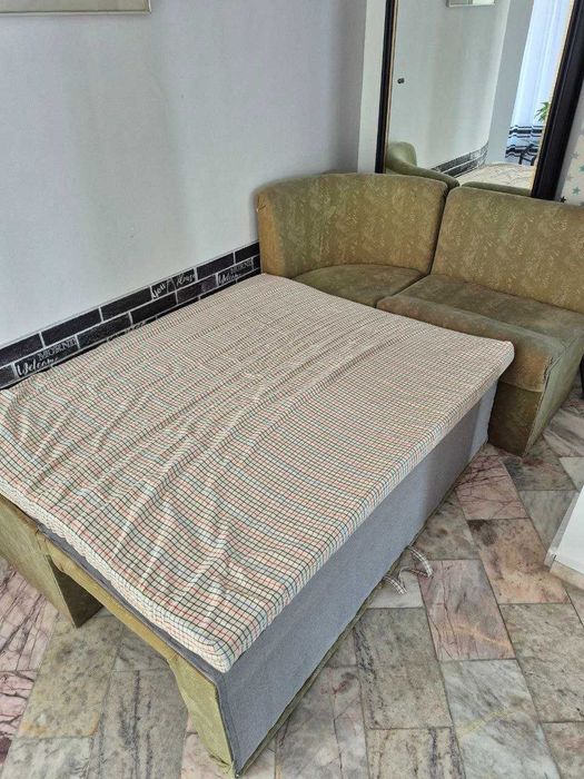 Продават се  кухнински ъглов диван