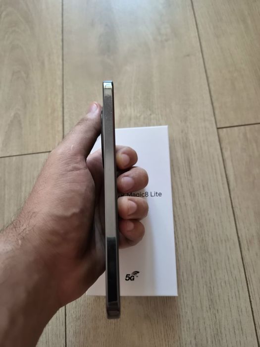 Honor magic 8 lite