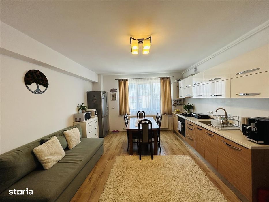 Apartament 3 camere – complet mobilat – balcon și pod – Turnișor