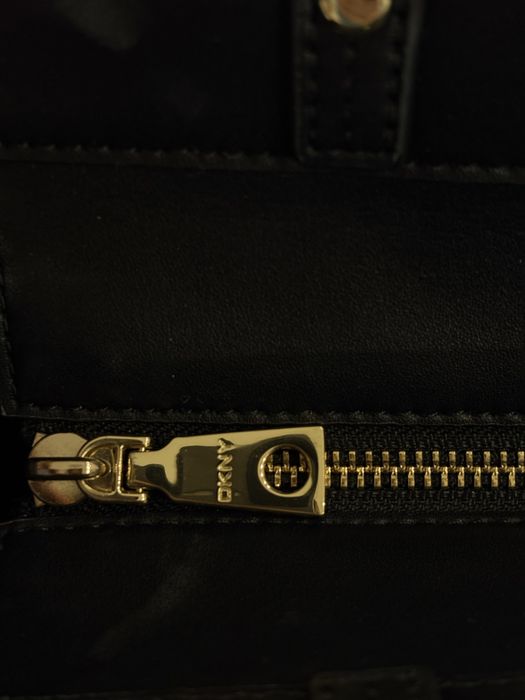 Чанта DKNY Mackenzie Tote