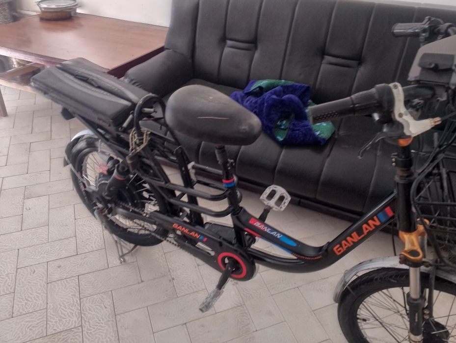 Скутер велосипед