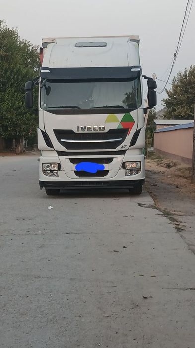 IVECO STRALIS 460 ZAVODUSKOY METAN  REYSGA  tayor holatda  sotiladi
