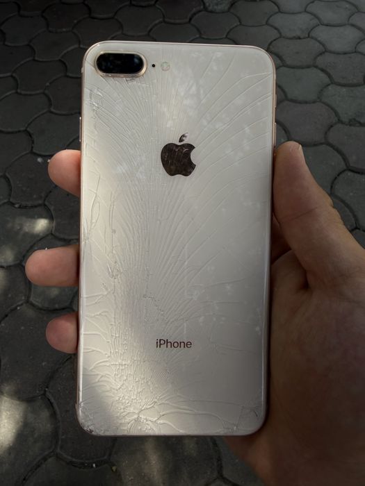 iPhone 8+ 8Plus 64гб