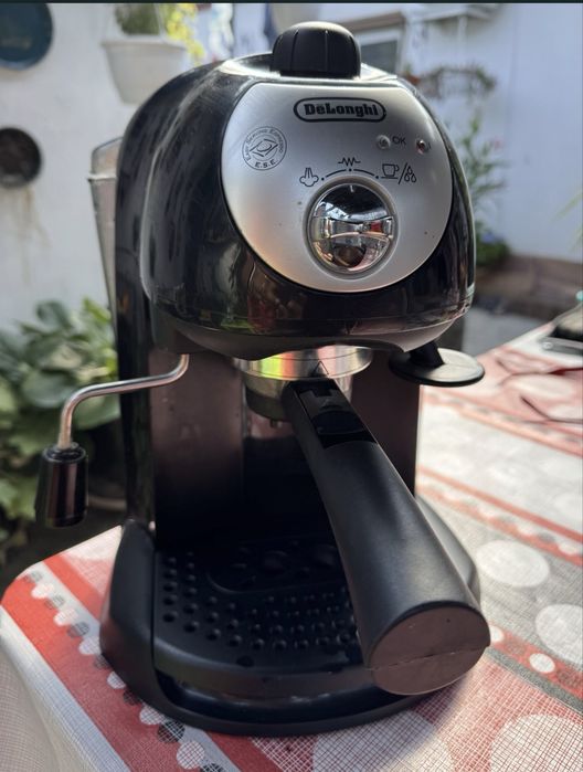 Espressor delonghi