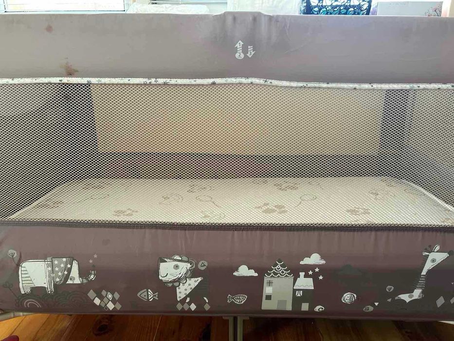 Бебешка кошара - марка Jane с матрак + подарък сгъваем матрак 60x120см