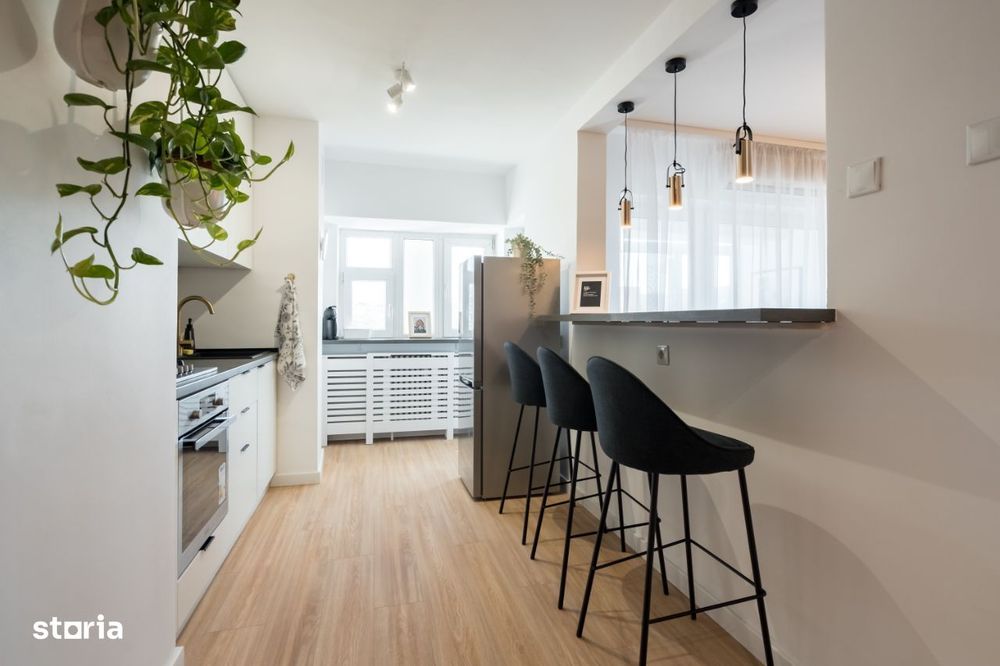 Apartament de inchiriat- SPLAIUL UNIRII 12- 1200€