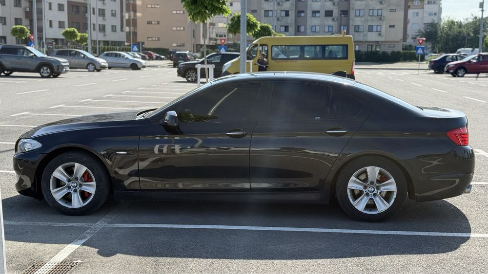 BMW 5 Series 2011 — imagine 5