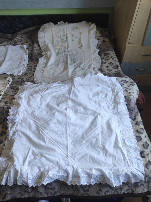 Fețe de perna mici si mari, modele diferite