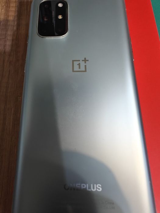 Telefon. OnePlus 8t