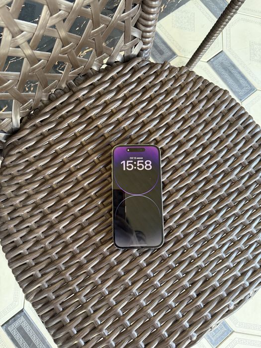 Продается Iphone 14 pro